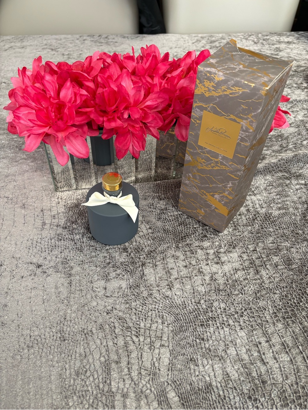 Aroma Home Charcoal Gray Reed Diffuser with White Bow